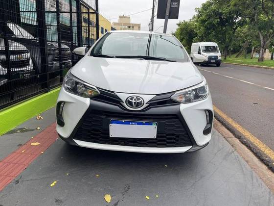 TOYOTA YARIS 1.5 16V FLEX SEDAN XS MULTIDRIVE